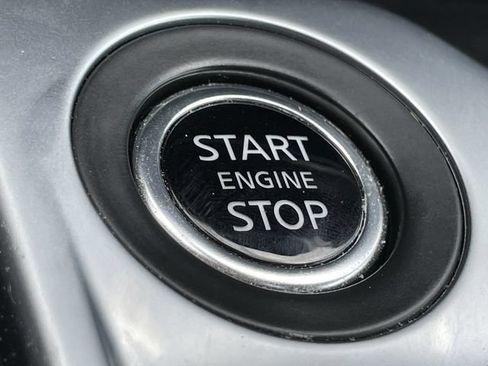 Used 2024 Nissan Sentra SV FWD image 22