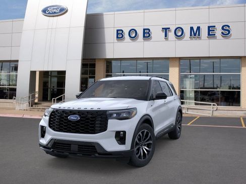 New 2026 Ford Explorer ST-Line RWD image 2