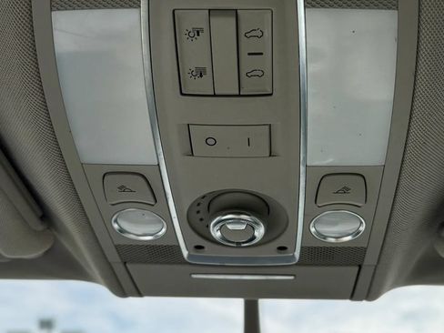 Used 2013 Audi Q7 TDI Premium Plus w/ Premium Plus Pkg AWD/4WD image 22