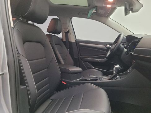 Used 2022 Volkswagen Jetta SE FWD image 21