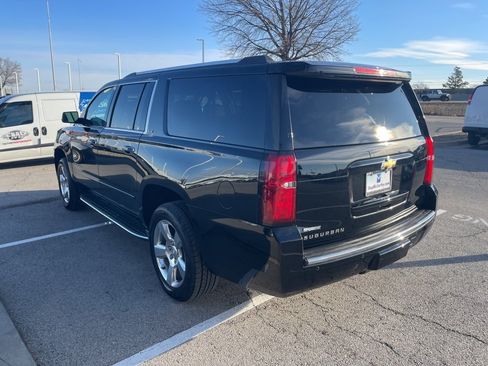Used 2016 Chevrolet Suburban LTZ image 5