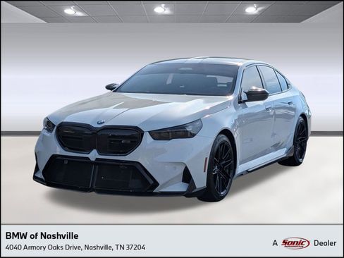 Used 2025 BMW M5 w/ Carbon Package image 1