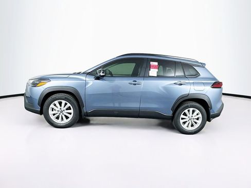 New 2026 Toyota Corolla Cross LE image 5