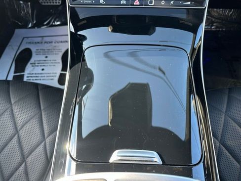 Used 2025 Mercedes-Benz S 580 4MATIC Sedan image 36