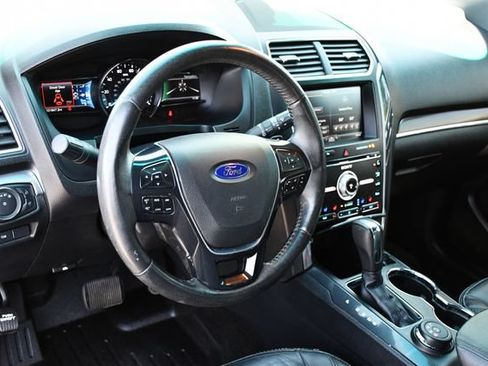 Used 2016 Ford Explorer Limited w/ Equipment Group 301A AWD/4WD image 16