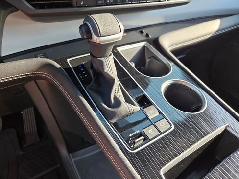 Used 2025 Toyota Sienna XSE image 25