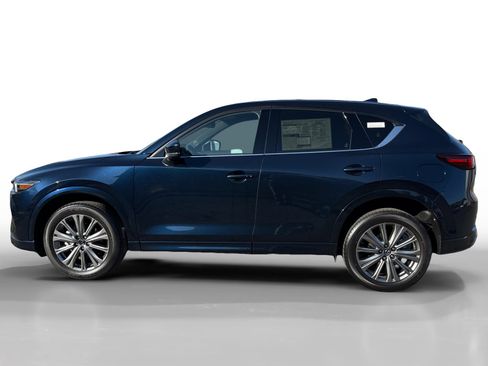 New 2025 MAZDA CX-5 Signature image 2