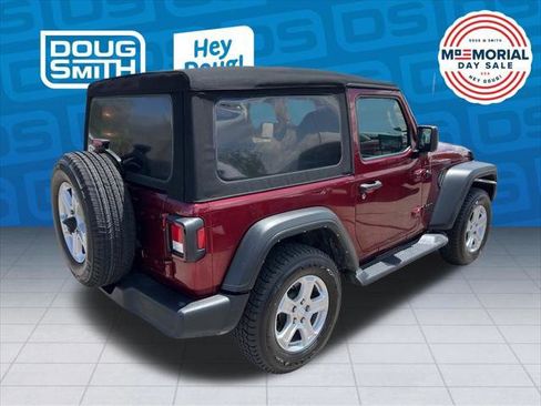 Certified 2022 Jeep Wrangler Sport AWD/4WD image 5