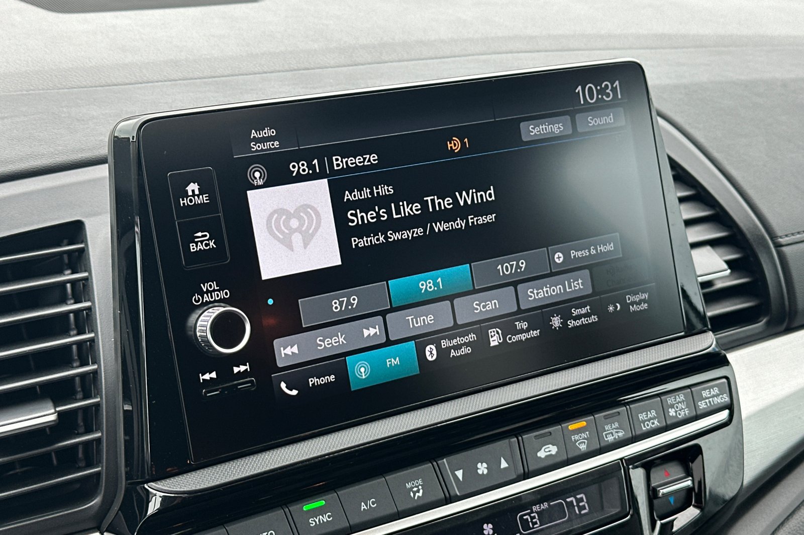 New 2027 Honda Odyssey EX-L image 17