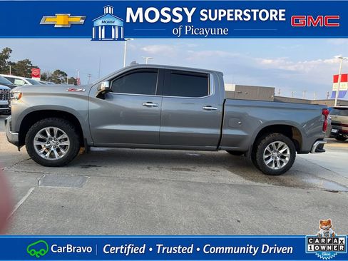 Certified 2022 Chevrolet Silverado 1500 LTZ w/ LTZ Premium Package AWD/4WD image 3