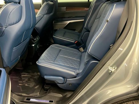 New 2026 Cadillac Vistiq Premium Luxury w/ LPO, Floor Liner Package image 22