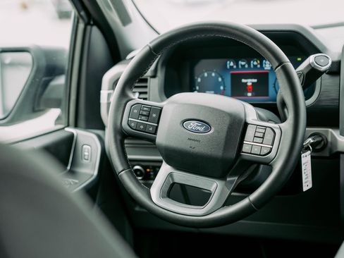 Used 2024 Ford F150 XLT w/ Tow/Haul Package image 13