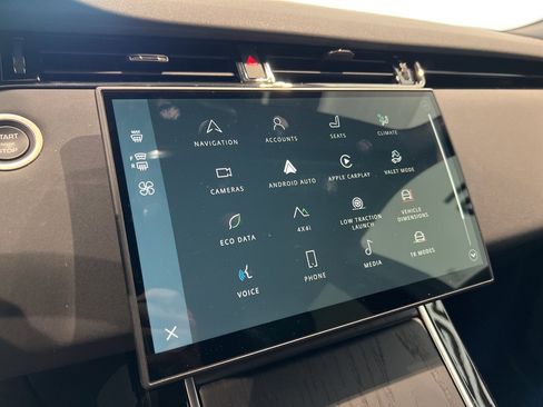 Used 2024 Land Rover Range Rover Evoque Dynamic SE image 20