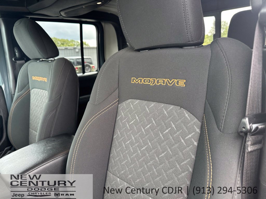 Used 2026 Jeep Gladiator Mojave AWD/4WD image 27