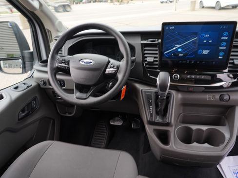 Used 2023 Ford Transit 350 XLT RWD image 27