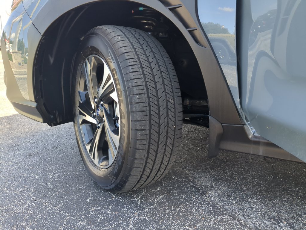 Certified 2024 Subaru Crosstrek 2.0i Premium AWD/4WD image 34