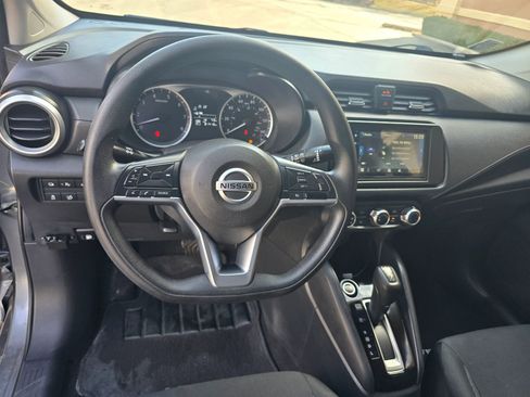 Used 2020 Nissan Versa S image 23
