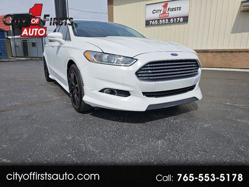 Used 2013 Ford Fusion SE FWD image 1