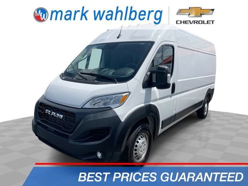 Used 2026 RAM ProMaster 2500 w/ Convenience Group FWD image 1