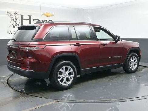 Used 2022 Jeep Grand Cherokee Limited w/ Luxury Tech Group II AWD/4WD image 51