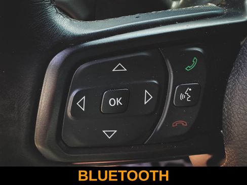 Used 2020 Jeep Wrangler Sport AWD/4WD image 11