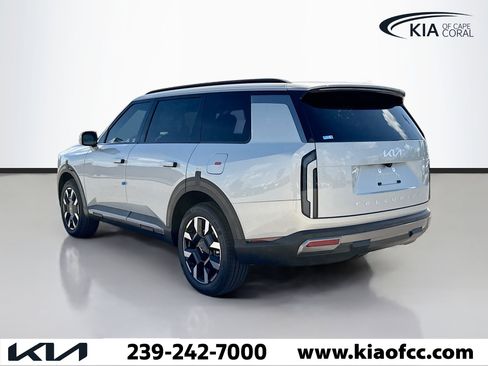 New 2027 Kia Telluride S image 3