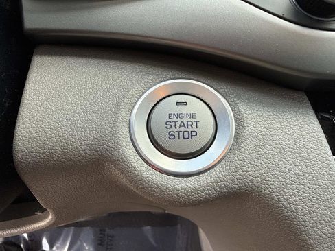 Used 2018 Hyundai Elantra Value Edition image 34