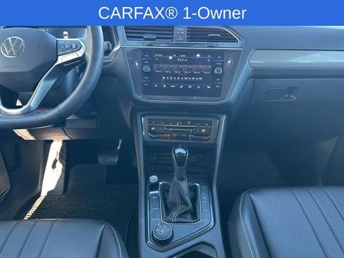 Used 2023 Volkswagen Tiguan SE image 20