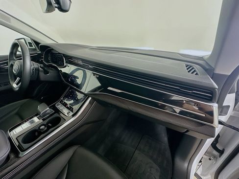 Used 2023 Audi Q8 Prestige w/ Prestige Package AWD/4WD image 46