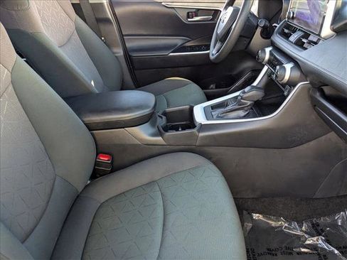 Used 2024 Toyota RAV4 XLE image 19