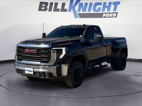 Used 2025 GMC Sierra 3500 Pro image 1