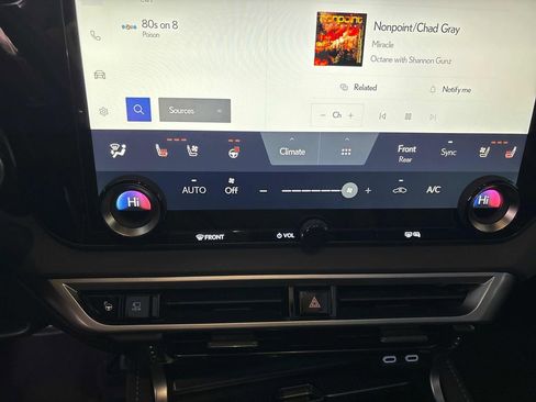 Used 2024 Lexus RX 500h F Sport image 24