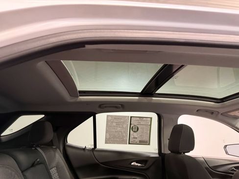 Used 2023 Chevrolet Equinox LT AWD/4WD image 70