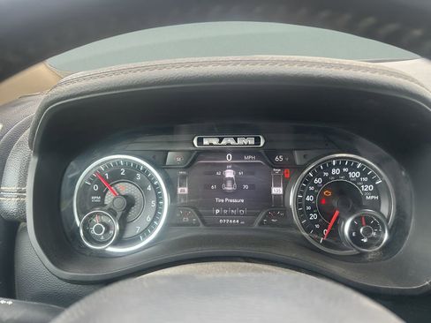 Used 2020 RAM 2500 Laramie image 12