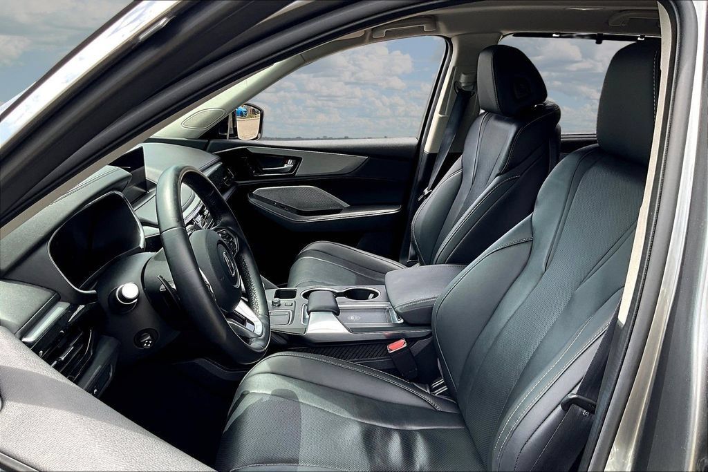 Used 2023 Acura MDX w/ Technology Package FWD image 21