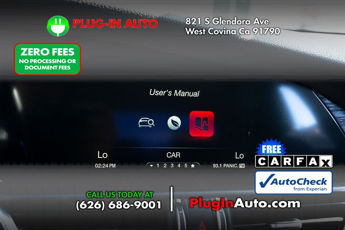 Used 2019 Alfa Romeo Giulia w/ Quick Order Package 22K Sport RWD image 28