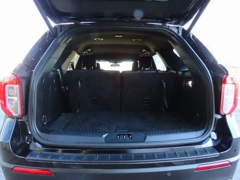 Used 2020 Ford Explorer XLT w/ Equipment Group 202A image 20