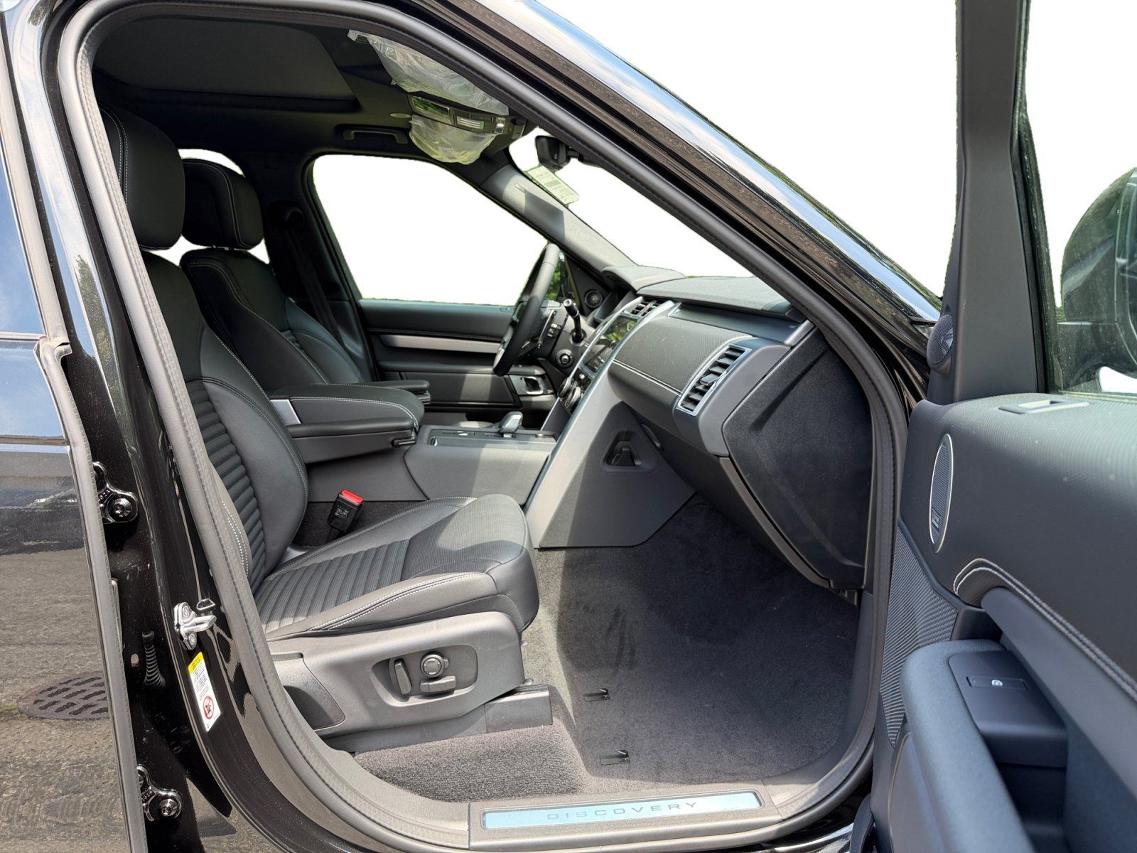 New 2026 Land Rover Discovery Dynamic SE AWD/4WD image 22