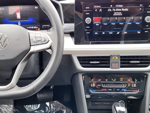 New 2026 Volkswagen Taos SE AWD/4WD image 27