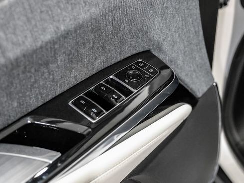 Used 2025 Cadillac Escalade Sport Platinum w/ LPO, Floor Liner Package image 46