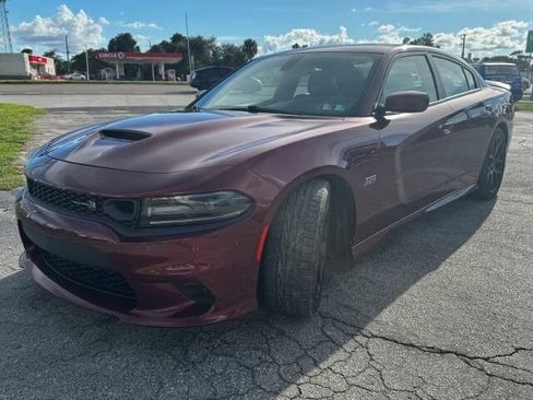Used 2019 Dodge Charger Scat Pack w/ Plus Group RWD image 2