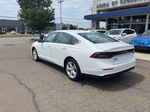Used 2024 Honda Accord LX image 10