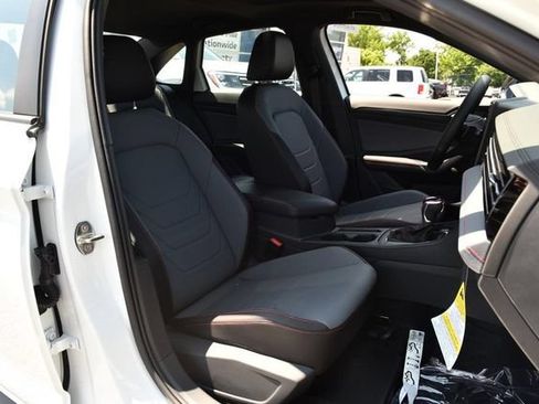 New 2026 Volkswagen Jetta GLI Autobahn FWD image 21