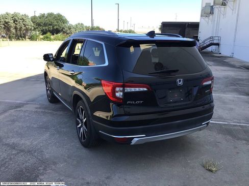 Used 2022 Honda Pilot Touring image 3