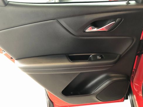 Certified 2024 Chevrolet Blazer LT w/ Convenience Package image 16