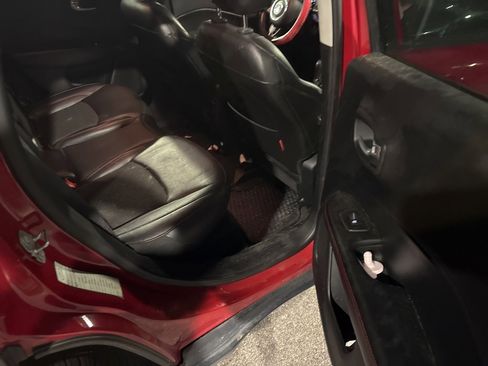 Used 2019 Jeep Compass Trailhawk image 11