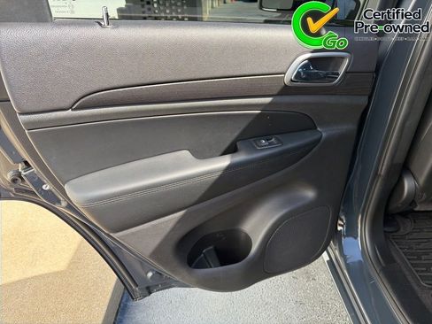 Certified 2018 Jeep Grand Cherokee Altitude RWD image 43
