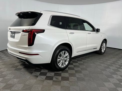 Used 2024 Cadillac XT6 Luxury w/ LPO, Floor Liner Package image 7