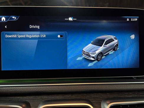 Used 2025 Mercedes-Benz GLE 350 4MATIC image 36