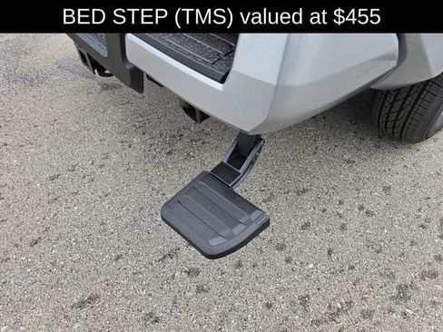 Used 2025 Toyota Tacoma SR5 image 4